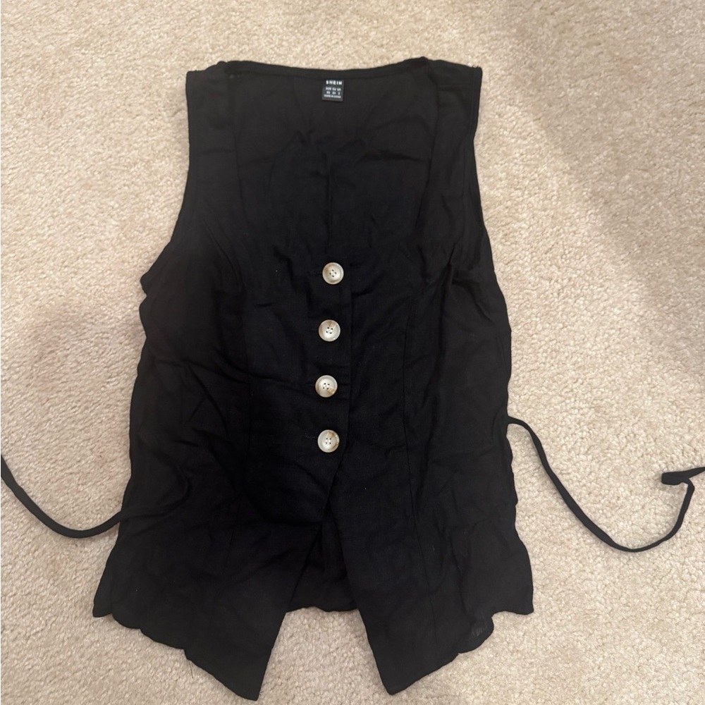Black Buttoned Women's Top shein
